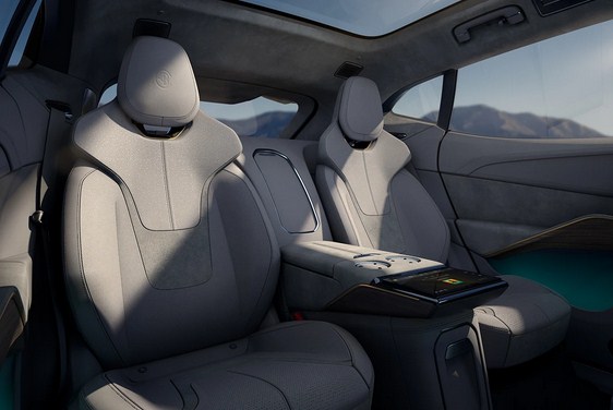 KHOANG LÁI THƯỢNG HẠNG