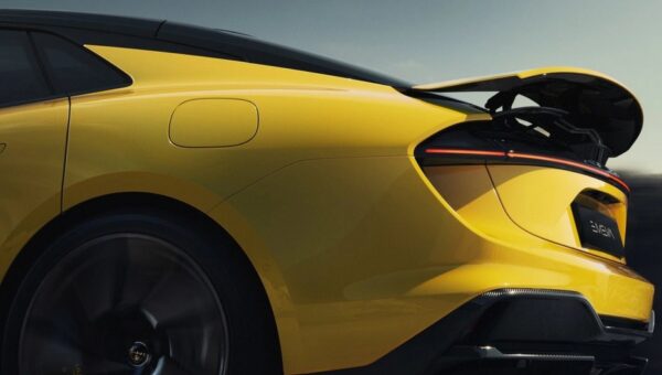 Khám Phá Cánh Gió Chủ Động Trên Lotus Emeya: Khi Khí Động Học Trở Thành Nghệ Thuật