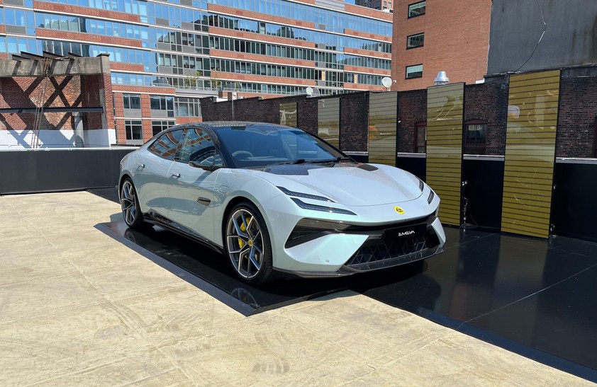 Lotus Emeya 2026: Khi an toàn trở thành nghệ thuật – Lá chắn thông minh từ tương lai