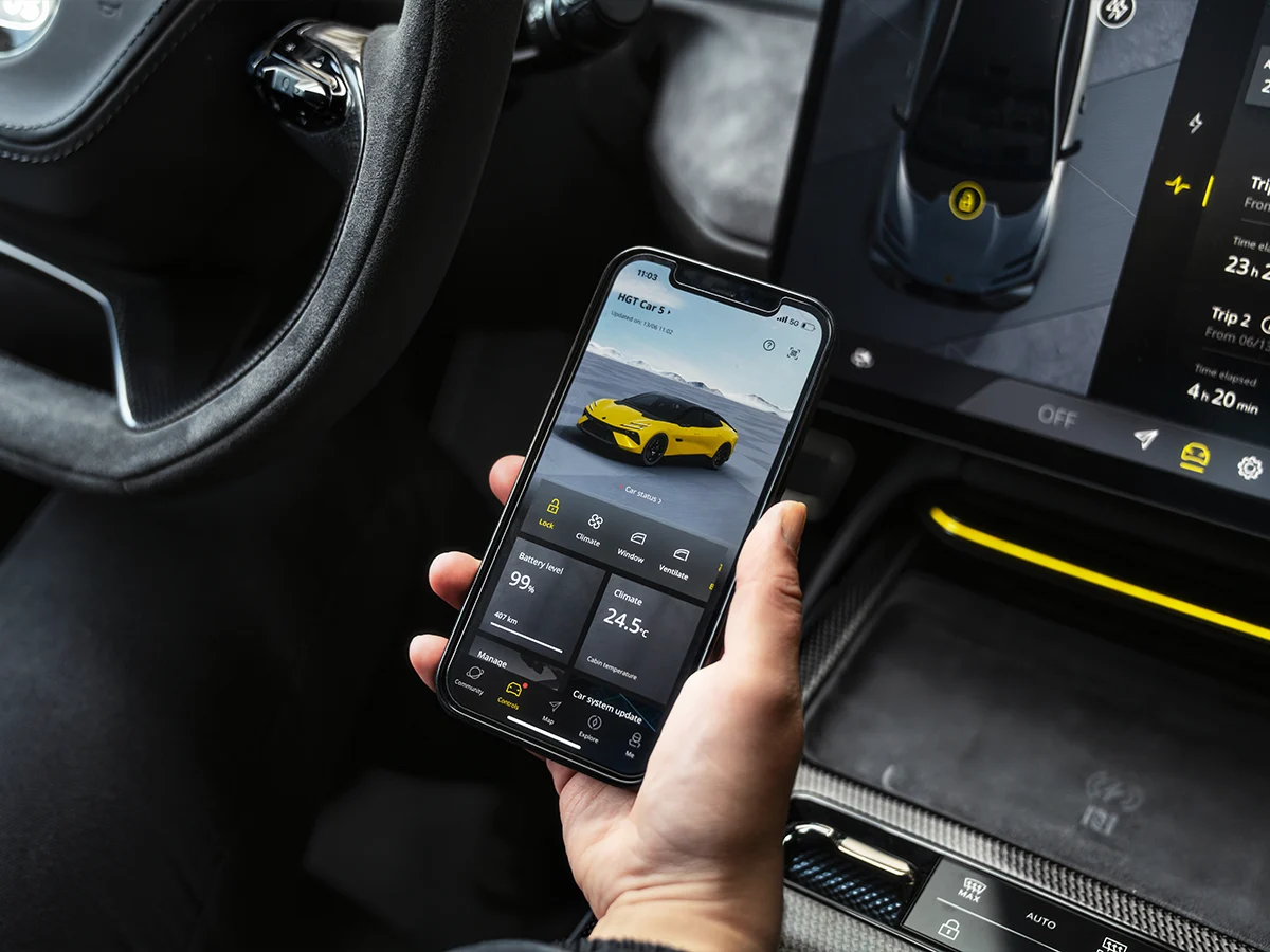 LOTUS CONNECT: LÀM CHỦ HÀNH TRÌNH TRONG TẦM TAY